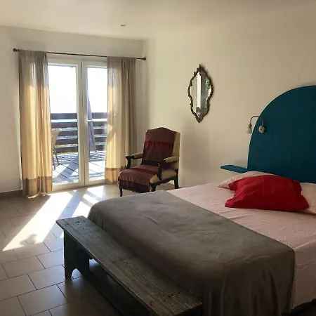 Holiday home Maison De 3 Chambres Avec Vue Sur La Mer Jardin Clos Et Wifi A